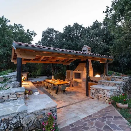 My Vladan Ρόβινι